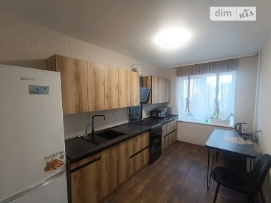 Продаж 3к квартири 67 кв. м на вул. Шнеєрсона Менахем-Мендл 11 • ID 35020507