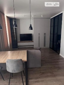 Продаж 1к квартири 49 кв. м на вул. Сімейна 6 • ID 35019995