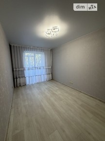 Продаж 3к квартири 67 кв. м на вул. Шатила • ID 35020419