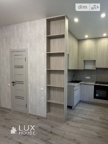Продаж 2к квартири 37.6 кв. м на вул. Захисників неба 5 • ID 35019638