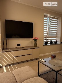 Продаж 2к квартири 60 кв. м на вул. Домбровського 75 • ID 35019183