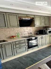 Продаж 2к квартири 70 кв. м на вул. Володимира Івасюка 17 • ID 35018342