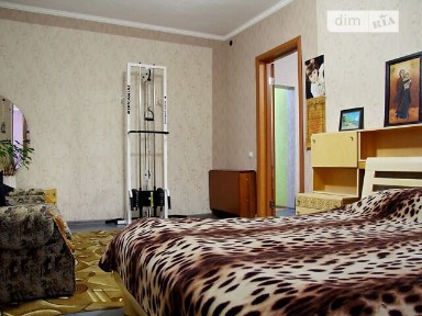 Продаж 1 поверхового будинку бесідка і ділянкою на 7.4 сотки, 130 кв. м, 5 кімнат, на вул. Гайдамацька • ID 35020672