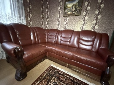 Здам 3-х кімнатну квартиру, вул. Клубна, 11 ( неподалік зал. вокзал)