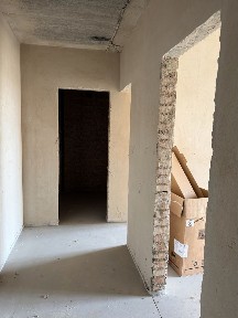 1 кімнатна квартира під чистовий ремонт біля Щасливого