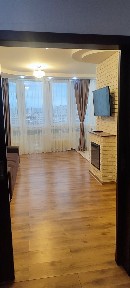 Оренда 2х. кім. просп. Соборності 30