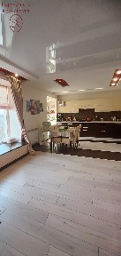 Продається простора 3 кімнатна з євроремонтом