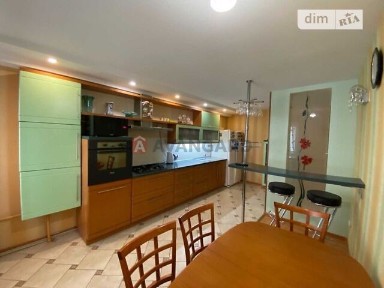 Продаж 3к квартири 105 кв. м на прс. Миру • ID 35020842