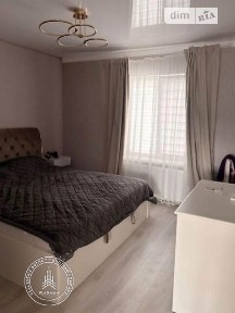 Продаж 2 поверхового будинку з ділянкою на 5 соток, 110 кв. м, 3 кімнати, на вул. Грушева • ID 35021049