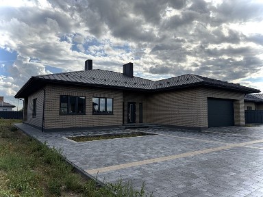 Американка з гаражем на два авто у Боратині ‼️