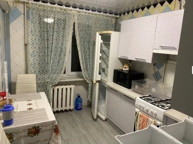 Оренда 3-кімнатної квартири 70 м², Бажова вул., 26