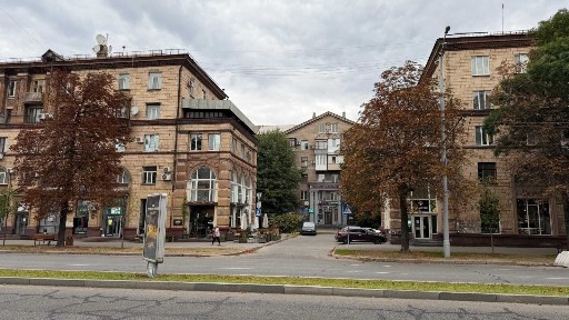 Запоріжжя, пр. Соборний 198, оренда офісно-торгового приміщеня 144 м. кв