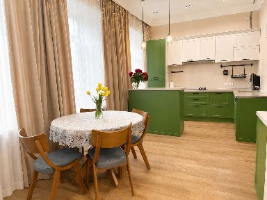VIP КВАРТИРА! Базарная. Центр! 122м2.
