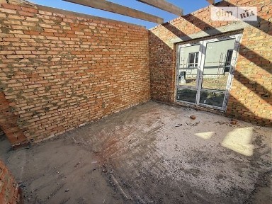 Продаж 1 поверхового таунхауса з ділянкою на 1.4 сотки, 70 кв. м, 2 кімнати, на вул. Кар'єрна • ID 35022357