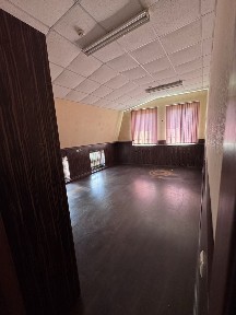 Аренда офиса 250 м. кв. (весь этаж) по 95 грн. за м. кв. в бизнес-центре район центрального автовокзала от собственника.