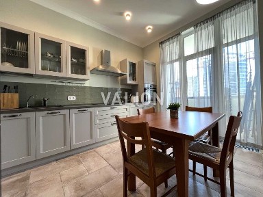 Продаж 1к квартири 52.9 кв. м на вул. Коновальця Євгена 34А • ID 35022205