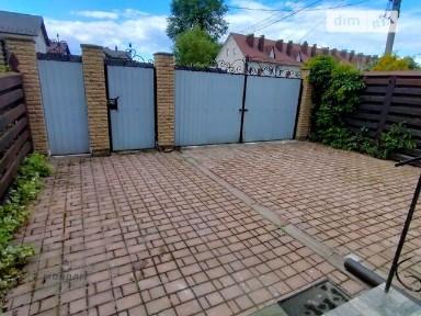 Продаж 3 поверхового таунхауса з ділянкою на 1.96 сотки, 217.9 кв. м, 4 кімнати, на вул. Ярова • ID 35007515