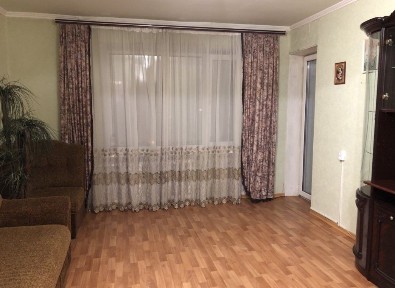 Продам 2х кімнатну квартиру. Центр.