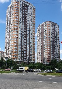 2к, Ахматової 32/18, моноліт, 77м2, ремонт генератор метро Позняки