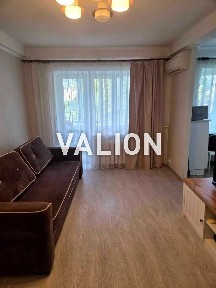 продаж 2-кімнатної квартири Печерськ, Міхновського 28А, біля метро Звіринецька