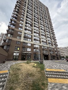 Продам 1-к квартиру, Варшавський мікрорайон. Виноградар