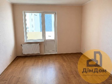 Продаж 3-кімнатної квартири / Ревуцького 54-Б / ст. м Харківська / 102 м2