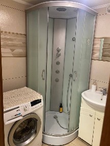 Оренда 1-кімнатної квартири, Оболонь, 39 м², метро 1 хв, ремонт, без комісії