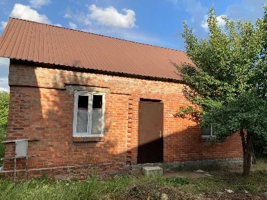 Приватний будинок 85 м², 9 соток, газ, вода, школа та транспорт поруч