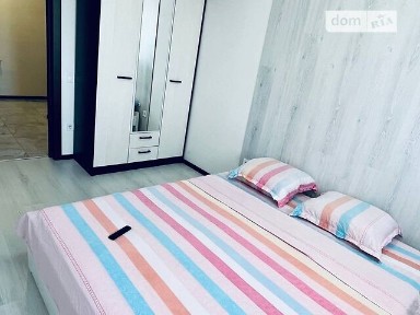 Здам подобово 1к квартиру на вул. Софіївка • ID 24976106