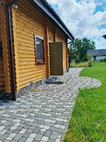 Продаж будинку з банею та діючим бізнесом в селі Іванівка.