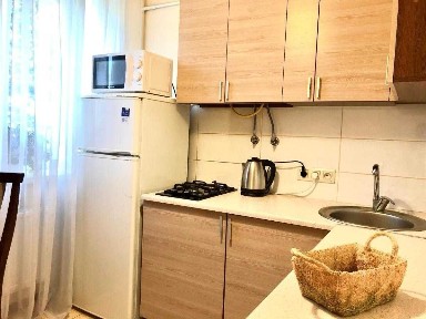 Центр. Майдан Незалежності. Парк Шевченка. ПОГОДИННО та ПОДОБОВО.