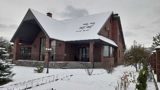 Продаж будинку в Плютах з виходом на річку Козинку, від власників.