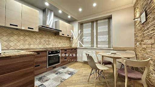 Продаж 2к квартири, Чоколівський бульвар, 42 а, будинок з генератором
