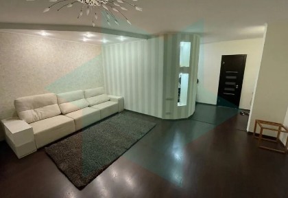 Продаж 3-кімнатної квартири 119 м², Верстатобудівний пров.