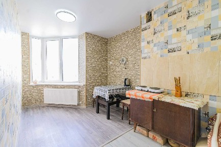 Продаж 1 кімн Теплічна 48, ремонт, без%