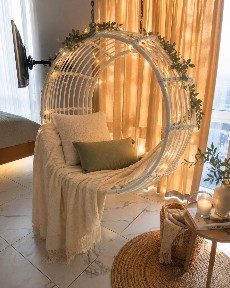 LUX Residence • Угловая ванна • метро Спортивная посуточно