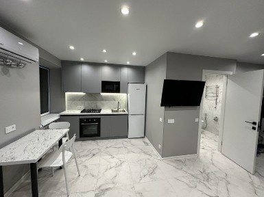 Оренда 1-кімнатної квартири 32 м², Робітнича вул., 24А