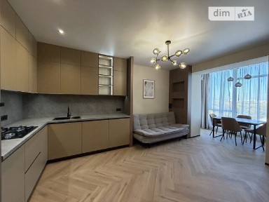 Продаж 2к квартири 70.4 кв. м на вул. В'ячеслава Чорновола 123А • ID 35023326