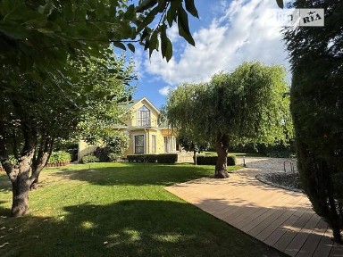 Продаж 2 поверхового будинку з ділянкою на 12 соток, 200 кв. м, 4 кімнати, на вул. Парникова • ID 35023600