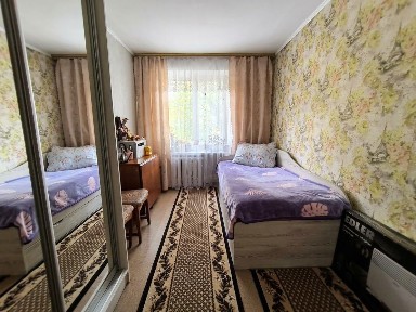 3 кімн. квартира, вул. Східна, середній поверх