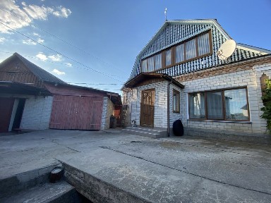 Продам будинок Пряжево 158 м² біля річки - 8 км від Житомира, 6 соток