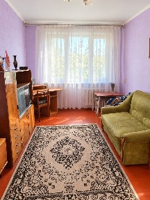 Оренда 3 кім. на четвертому поверсі, нова газова плита