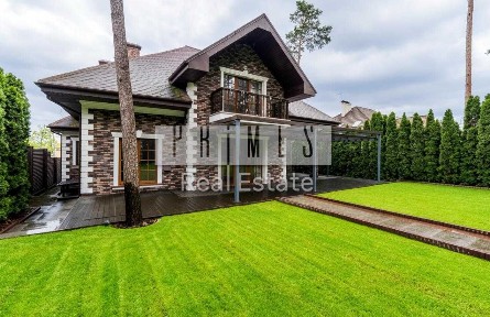 Продаж будинку 460 м2 з басейном в соснах в закритому містечку, с. Стоянка Бучанський район