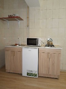 Квартира в центрі подобово 650 грн., погодинно 300. Документи. Двокімнатні теж є !