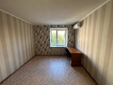 Оренда 3-кімнатної квартири 64 м², Старокозацька вул.
