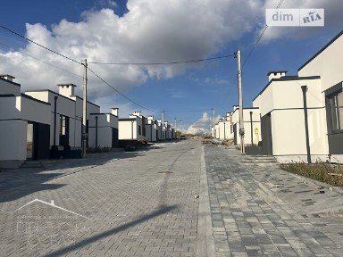 Продаж 1 поверхового таунхауса з ділянкою на 2.5 сотки, 88 кв. м, 3 кімнати, на вул. Новодвірська 51 • ID 35026631