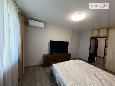 Довготривала оренда 2к квартири на просп. Поля Олександра 17 • ID 35025632