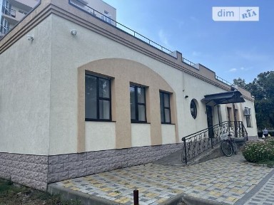 Продаж комерційного приміщення на вул. Будівельників 71, площа 297.9 кв. м • ID 35026244