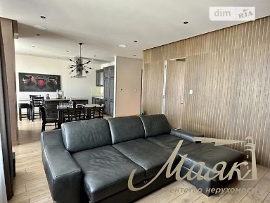 Продаж 4к квартири 317 кв. м на вул. Коновальця Євгена 36Е • ID 35026469