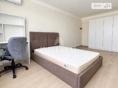 Продаж 1к квартири 36 кв. м на вул. Юрківська 18 • ID 35026076